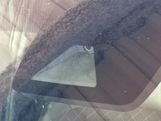 �y�v���N���b�V���Z�[�t�e�B�z�O���̎ԗ��������m���A�Փ˂������Ȏ��͌x��Œ��ӂ𑣂��A�u���[�L�𓥂ޗ͂��T�|�[�g�B�u���[�L�𓥂߂Ȃ������ꍇ�͏Փ˔�Q�y���u���[�L���쓮�A�Փˉ�����T�|�[�g���܂��B