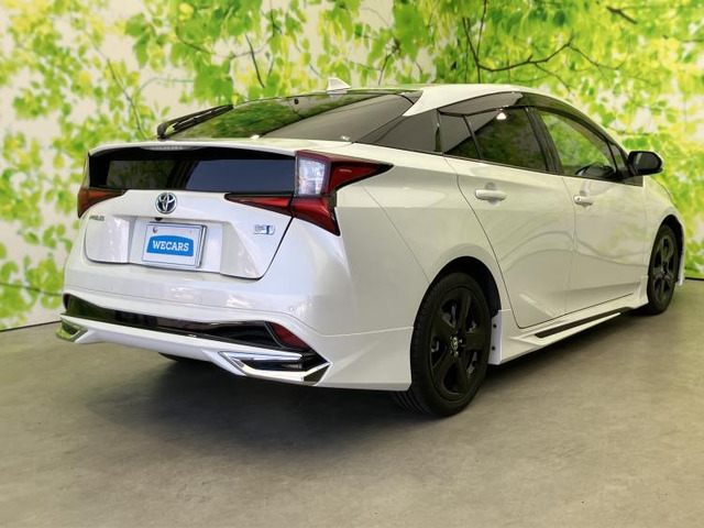 プリウス1.8 S ツーリングセレクション ブラックエディション