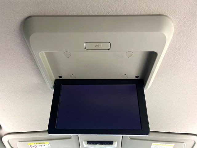 セレナ2.0 ライダー Vセレクション ブラックレザー