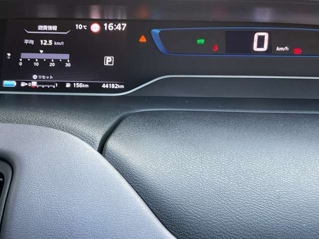 セレナ1.2 e-POWER ハイウェイスターV