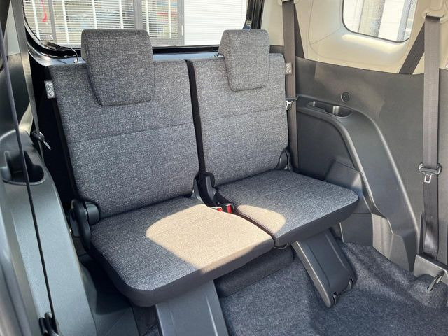 3��ڃV�[�g�͂�������ԗǍD����l�ł��������ƍ����Ē����܂��̂ŁA��l���ł̂��o���������N���N�ł��􂲉Ƒ��ŁA�C�̒m�ꂽ���ԂŁA�h���C�u�ɍs���̂��y���݂ł��ˁ�