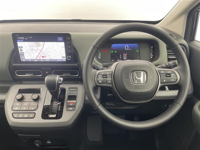 フリード1.5 e:HEV クロスター