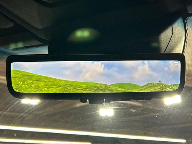 �y�f�W�^���C���i�[�~���[�z��Ȃ̑傫�ȉו��⓯��҂Ō�����m�F���Â炢���ł����S!�J�������B�e�����ԗ�����̉f�������[���~���[���ɕ\���B�N���A�Ȏ��E�ŏ󋵂̊m�F���\�ł�!