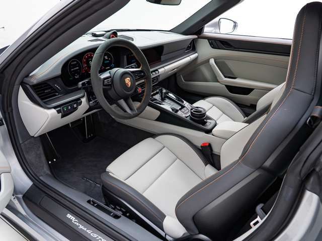 �y ���q�l�̃J�[���C�t���T�|�[�g �z�킽�����������ڎw���̂͂��q�l�Ƃ̒������t�������B�����Ė��������A�����������B���Z�[�����ӎ����邱�ƂŁA���Y���悭���Ԃ���莟���ł�����悤����`���v���܂��B