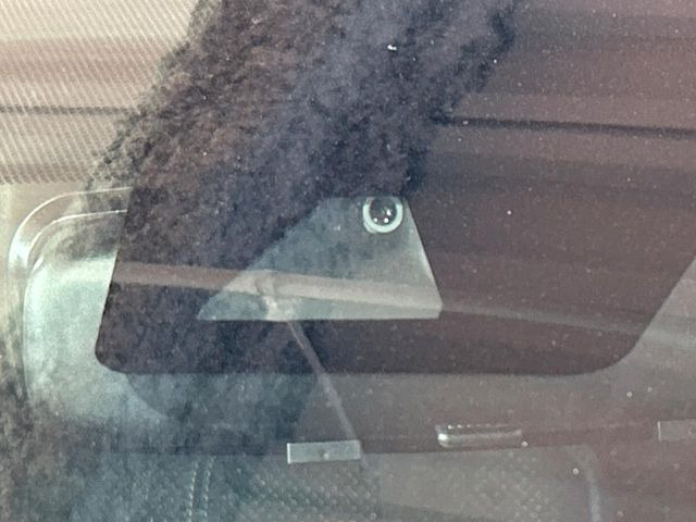 �y�g���^�Z�[�t�e�B�Z���X�z���s���ɑO���̎ԗ�����F�����A�Փ˂������Ȏ��͌x��ƃu���[�L�ŏՓˉ���Ɣ�Q�y�����A�V�X�g�B�����S�Ƀh���C�u�����y���݂��������܂��B