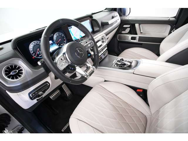 AMG�p�����[�^�[�X�e�A�����O���^�]�������ʊ������o�B