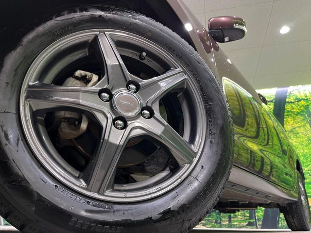 �y15�C���`�A���~�z�C�[���z�O�ςɃ}�b�`�����A���~�z�C�[���𑕒����Ă���܂��B�e��A���~�z�C�[����A�X�^�b�h���X�^�C�����戵�����Ă���܂��B���񂲑��k����������