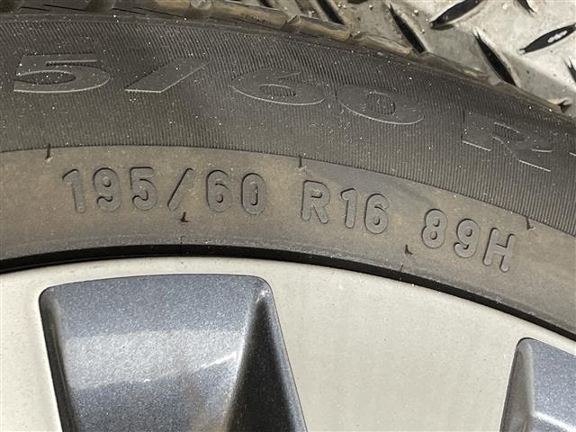 セレナ2.0 ハイウェイスター プロパイロット エディション