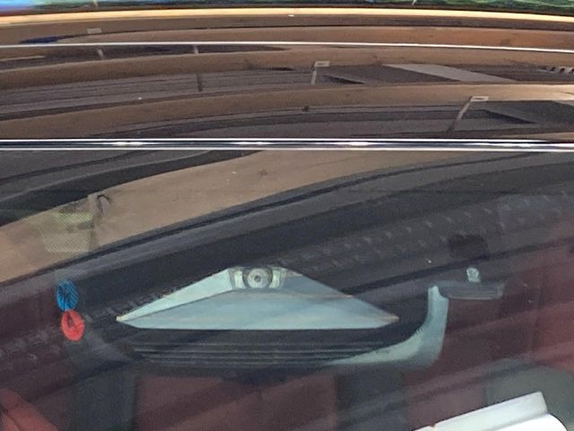 �y�v���N���b�V���Z�[�t�e�B�z�O���̎ԗ��������m���A�Փ˂������Ȏ��͌x��Œ��ӂ𑣂��A�u���[�L�𓥂ޗ͂��T�|�[�g�B�u���[�L�𓥂߂Ȃ������ꍇ�͏Փ˔�Q�y���u���[�L���쓮�A�Փˉ�����T�|�[�g���܂��B