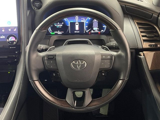 ステアリングも使用感が少なく、きれいな状態となっております♪