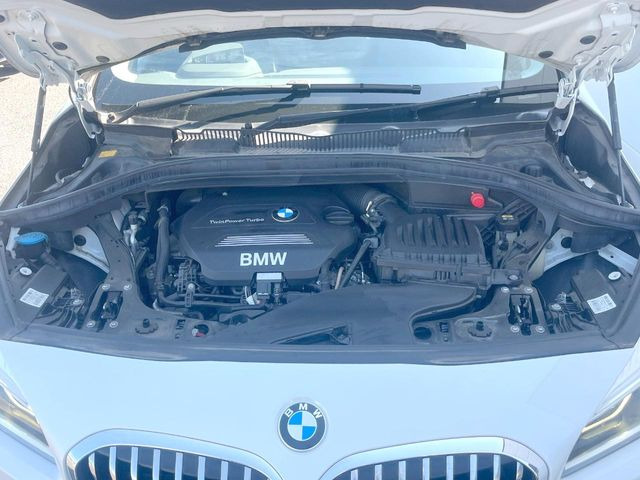 �����X�ł́A�e���[�J�[�̐�p�f�f�e�X�^�[�𓱓��B���Ǝ��i�����e�N�j�J���X�^�b�t���풓���Ă���܂��̂ŁA������̍ۂɂ����S���Ă����p���������܂��B