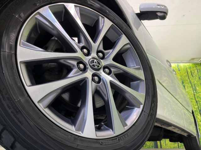 �y����18�C���`�A���~�z�C�[���z�O�ςɃ}�b�`���������A���~�z�C�[���𑕒����Ă���܂��B�e��ЊO�A���~�z�C�[����A�X�^�b�h���X�^�C�����戵�����Ă���܂��B���񂲑��k����������