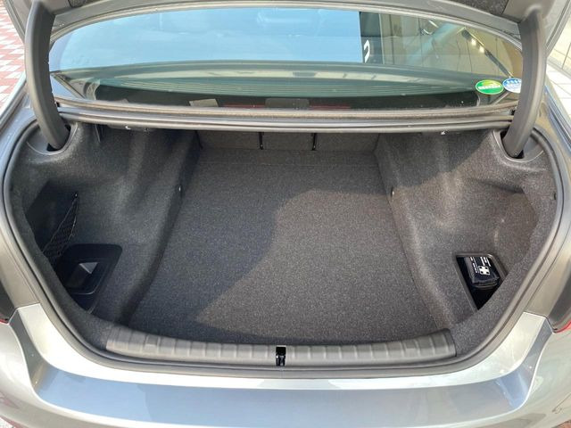 ���g�����N���[��:����L������e�X�y�[�X!���ꂾ���̍L��������΂��������⃌�W���[�Ȃǂɂ��œK�ł�!�g�p�������Ȃ����ꂢ�ȏ�Ԃ��ێ����Ă���܂��B