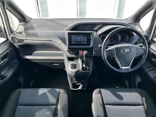 ヴォクシー2.0 ZS 煌