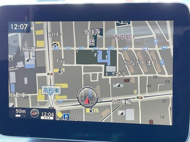 �������i�r:��̊��̂���i�r�́A����������ԓ������o���Ă���܂��BBluetooth�Đ��ȂǃI�[�f�B�I�@�\���[�����Ă���܂��̂ŁA�^�]�����y���߂܂���