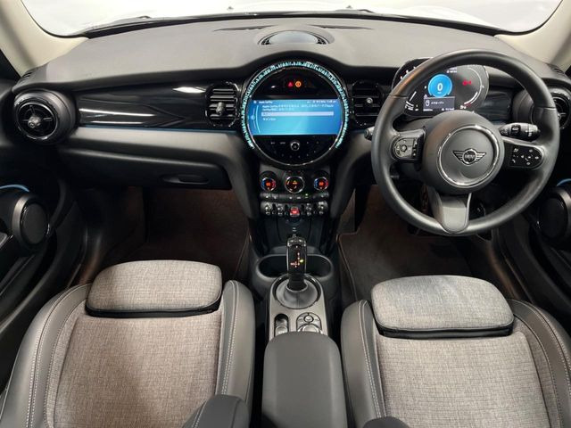 �A���ԃO���[�v���݌ɐ���2,000��!�S���̌n��X���烁�[�J�[�E�Ԏ��킸���Љ�o����̂ŁA���Ȃ��Ƀs�b�^���̂��Ԃ�������͂��ł���܂��͂��₢���킹��������