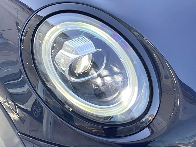 ��LED�w�b�h���C�g:��ԑ��s�����ǍD�Ȏ��E���m�ۂ����S���ĉ^�]�ł��鍂�P�xLED�w�b�h���C�g�𑕔�!�_�����x�������A����d�͂��}�����Ă��܂��B