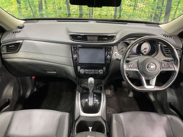 エクストレイル2.0 20Xi