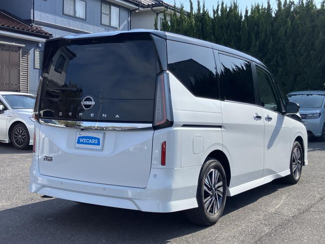 セレナ2.0 ハイウェイスターV