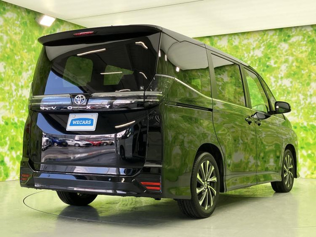 ヴォクシー2.0 S-Z