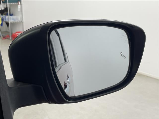 セレナ1.2 e-POWER ハイウェイスターV