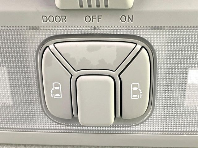 �y�����p���[�X���C�h�h�A�z�X�}�[�g�L�[��^�]�Ȃ̃X�C�b�`�Ō�ȗ����X���C�h�h�A�̊J���\���d��������͂����ăh�A���J����K�v�������A�����Ȃ��q�l�ł��ȒP�ɊJ���߂ł����K�ł���