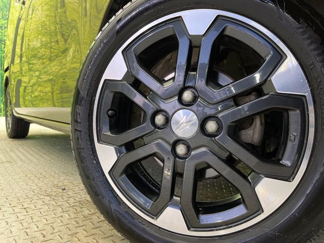 �y����15�C���`�A���~�z�C�[���z�O�ςɃ}�b�`���������A���~�z�C�[���𑕒����Ă���܂��B�e��ЊO�A���~�z�C�[����A�X�^�b�h���X�^�C�����戵�����Ă���܂��B���񂲑��k����������