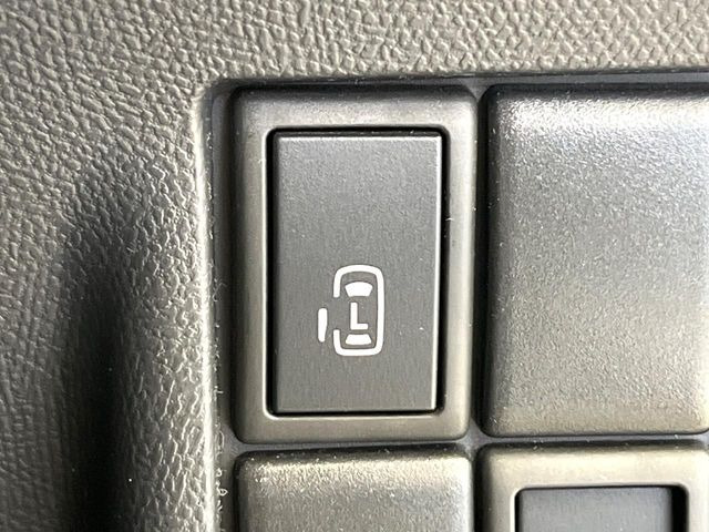 �y�p���[�X���C�h�h�A�z�X�}�[�g�L�[��^�]�Ȃ̃X�C�b�`�ŃX���C�h�h�A�̊J���\���d��������͂����ăh�A���J����K�v�������A���������q�l�ł��A�d���ו��������Ă��鎞�����N�ɊJ���߂ł��܂���