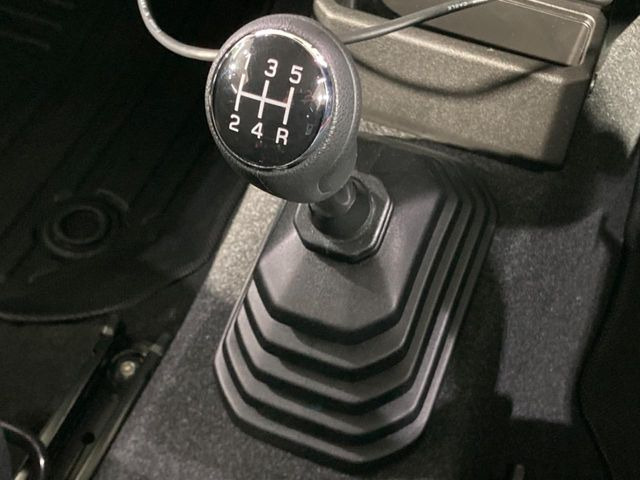 ジムニーシエラ1.5 JC 4WD