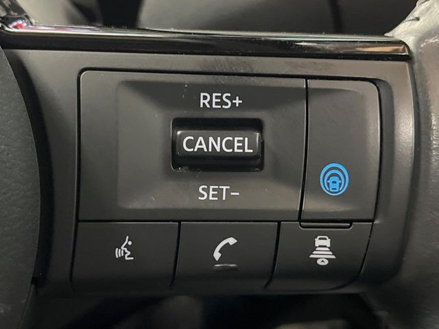 �y�v���p�C���b�g�z�������H�ł̒��������s���y��!!�a�؎��Ə��񑖍s�̃V�[���ŁA�A�N�Z���E�u���[�L�E�X�e�A�����O�������Ő��䂵�A�������^�]�̕��S���y�����Ă���܂���