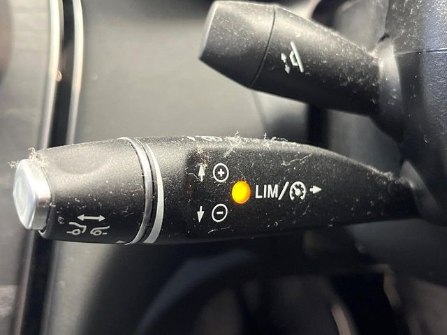 ���f�B�X�g���j�b�N�v���X:�s�s�A�x�O�A�������H�Ȃǂ̑��s���ɁA�X�e���I�}���`�p�[�p�X�J�����ƃ��[�_�[�Z���T�[�ɂ��A�O���Ԃ�F�����đ��x�ɉ������Ԋԋ������ێ����鎟����̃N���R��!