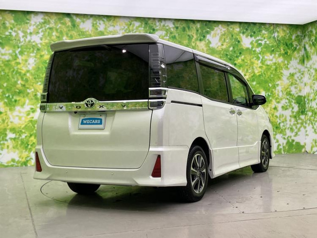 ヴォクシー2.0 ZS 煌III