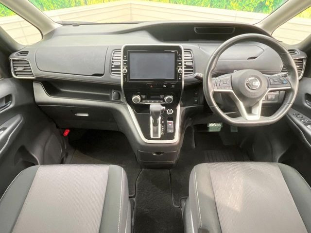 セレナ2.0 ハイウェイスター VセレクションII