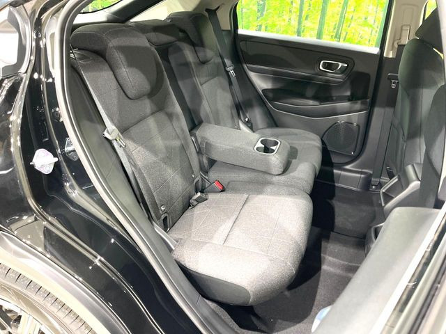 ���i���ȃI���W�i���t���A�}�b�g���I�v�V�����ɂĂ��p�ӂ��Ă���܂��B���D���ȃf�U�C����J���[�����Ԃɍ��킹�đI��ł����������Ƃ��ł��܂���