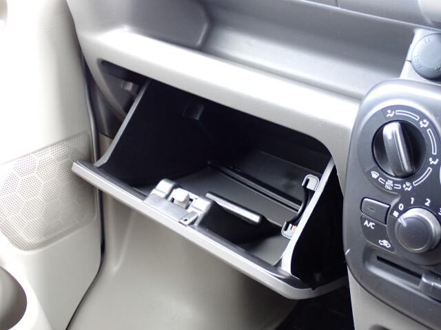 ���[�����Ղ�O���[�u�{�b�N�X�B