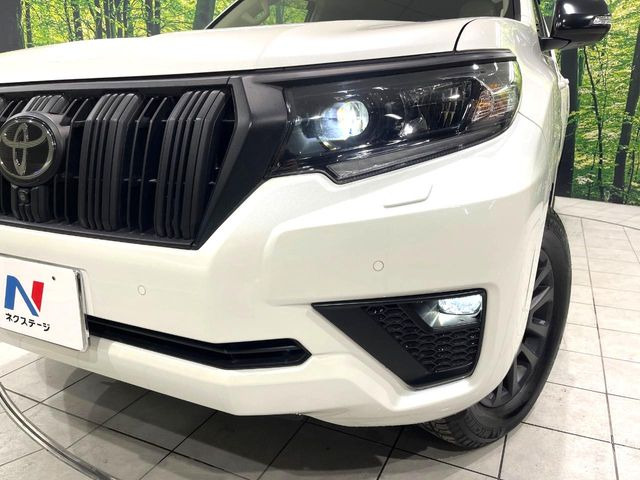 �yLED�w�b�h���C�g�z���V����ԑ��s�����ǍD�Ȏ��E���m�ۂ����S���ĉ^�]�ł��鍂�P�xLED�w�b�h���C�g�𑕔�!�_�����x�������A����d�͂��}�����Ă��܂��B