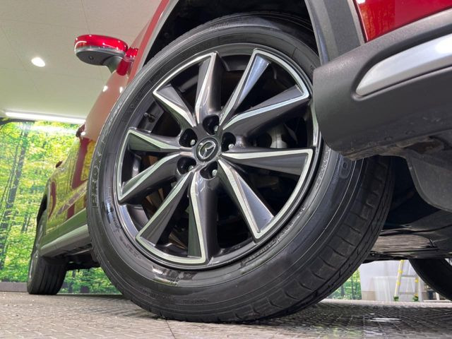 �y����19�C���`�A���~�z�C�[���z�O�ςɃ}�b�`���������A���~�z�C�[���𑕒����Ă���܂��B�e��ЊO�A���~�z�C�[����A�X�^�b�h���X�^�C�����戵�����Ă���܂��B���񂲑��k����������