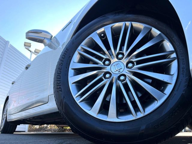 �y�����I�v�V����17�C���`�A���~�z�C�[���z�����I�v�V�����z�C�[���𑕒��B���s���\�̌���ɉ����A�O�ς����X�^�C���b�V���ɂȂ��Ă��܂��B