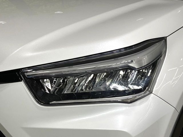 �yLED�w�b�h���C�g�z���V����ԑ��s�����ǍD�Ȏ��E���m�ۂ����S���ĉ^�]�ł��鍂�P�xLED�w�b�h���C�g�𑕔�!�_�����x�������A����d�͂��}�����Ă��܂��B