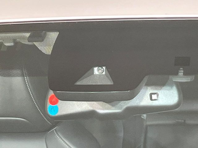 �y�g���^�Z�[�t�e�B�Z���X�z���s���ɑO���̎ԗ�����F�����A�Փ˂������Ȏ��͌x��ƃu���[�L�ŏՓˉ���Ɣ�Q�y�����A�V�X�g�B�����S�Ƀh���C�u�����y���݂��������܂��B