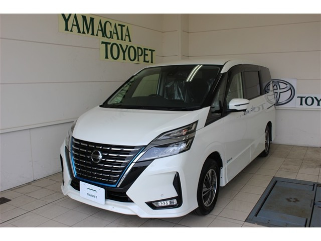 セレナ1.2 e-POWER ハイウェイスターV