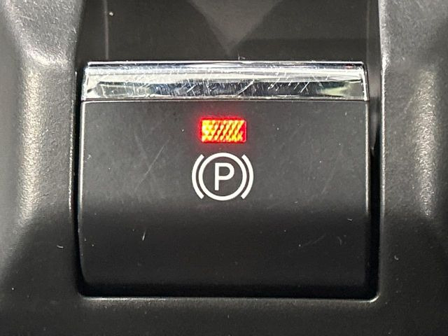 �y�d���p�[�L���O�u���[�L�z�p�[�L���O�u���[�L�͕֗��ȓd����!�{�^����ő���ł��A�A�N�Z���𓥂߂Ύ����ŉ�������܂��􃌃o�[��y�_���������̂ŉ^�]�ȉ����������肵�܂��ˁ�