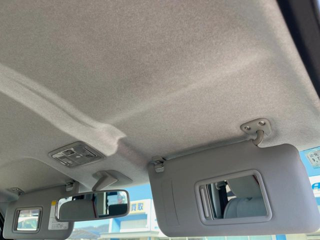 �y�o�j�e�B�~���[�z�T���o�C�U�[���ɐݒu���ꂽ�~���[�Őg�����Ȃ݃`�F�b�N!������Ƃ������C�N�����ɂ����􂵂܂���