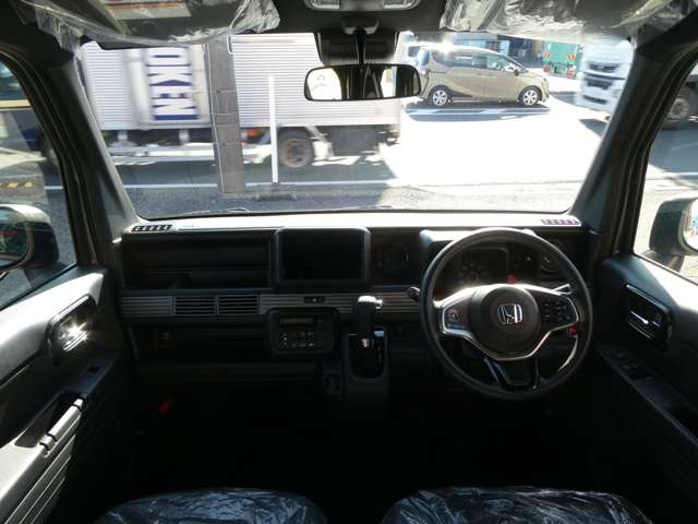 �i�����ꂽ�C���p�l����́A�X�^�C���b�V�������쐫�⎋�F���ɂ��D��A�O���̂��Ȃ��f�U�C���ɂȂ��Ă���܂�!