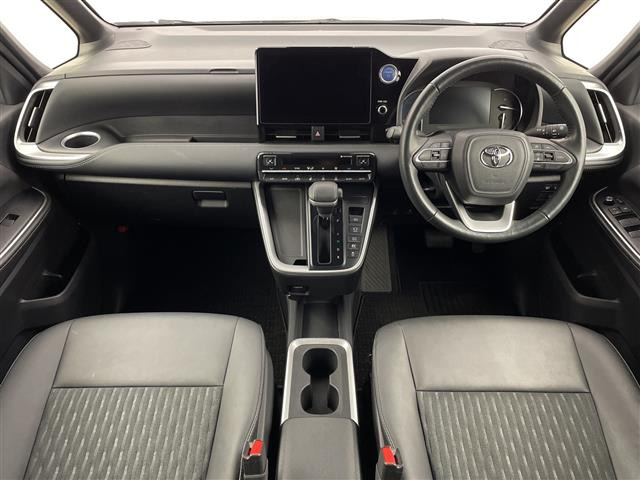 ノア1.8 ハイブリッド S-Z E-Four 4WD