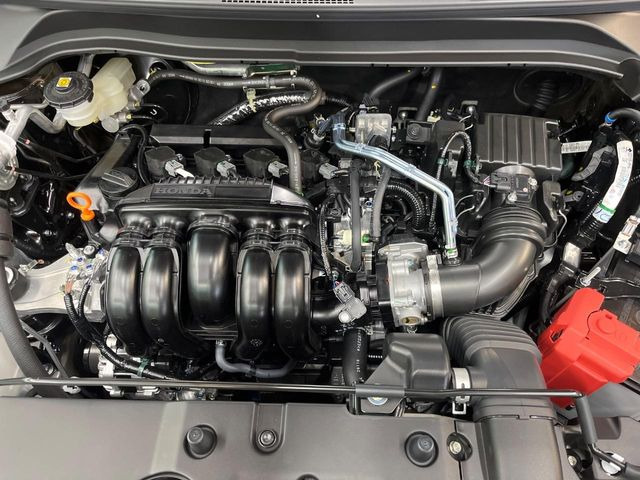 �e�؁E���J�Ȑ�僁�J�j�b�N�X�^�b�t������!�E�Ԍ��E�_�������E���̓��̏C���ȂǃA�t�^�[�T�[�r�X�����S�B���Ԃ̃J�X�^�}�C�Y���l�N�X�e�[�W�̃T�[�r�X�X�^�b�t�܂ł����k���������B