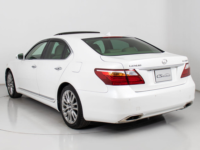 お車の下取りもお任せ下さい!国産、外車、年式、走行距離問わず、どんなお車でも下取りさせて頂きます。皆様のご相談お待ちしております!