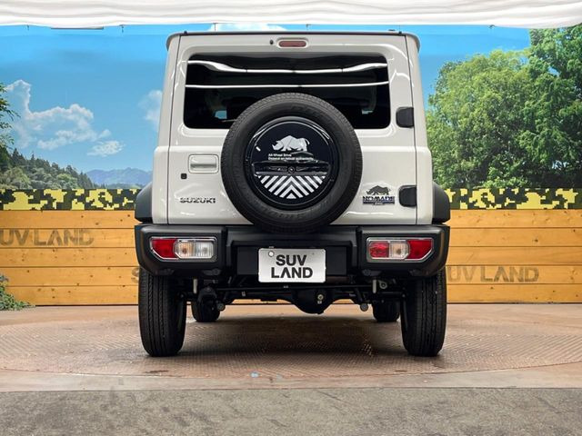 安心の最長10年・走行無制限保証(有償)をご用意。保証内容も充実はもちろん、無料点検&オイル交換や、年中無休の全国・24時間ロードサービスも付帯されておりますのでご安心下さい。