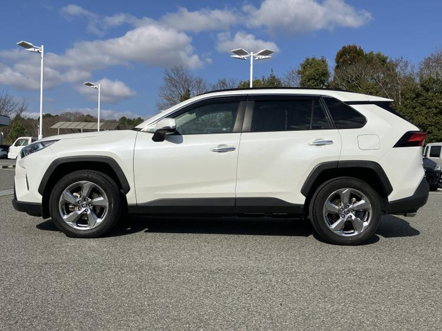 RAV42.5 ハイブリッド G E-Four 4WD