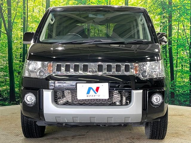 ��D�]�𒸂��Ă���܂��{�f�B�R�[�g���D�]��t���B�������x�̃K���X�疌�ŝ����͂������A�㎿�ȃc���E����������B���O����_���J�����؂Ȉ��Ԃ�ی삵�A�F�����E�򉻂�h�~�B